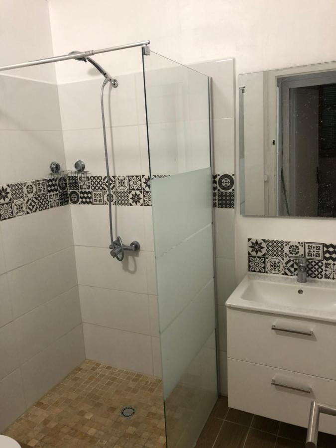 بيت شباب La Promenade House نيس المظهر الخارجي الصورة